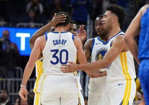Genopliver deres herlighed, de magtfulde Golden State Warriors' vej til modangreb